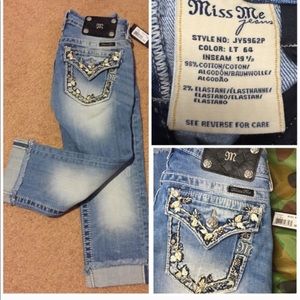 Miss Me Capri Cuffed Bling Size 24